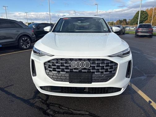 2025 Audi Q5 2.0T quattro Premium