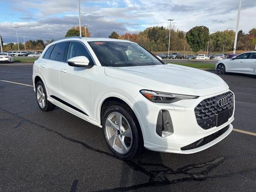 2025 Audi Q5 2.0T quattro Premium