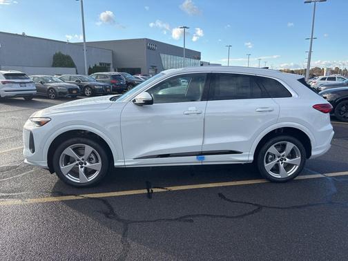 2025 Audi Q5 2.0T quattro Premium