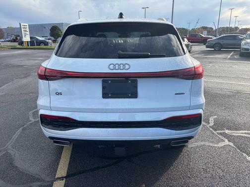 2025 Audi Q5 2.0T quattro Premium