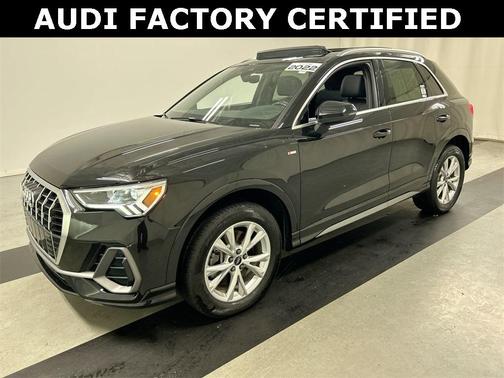 2022 Audi Q3 45 S line Premium