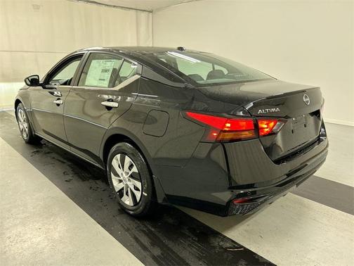 2025 Nissan Altima S