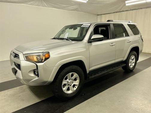 2022 Toyota 4Runner SR5