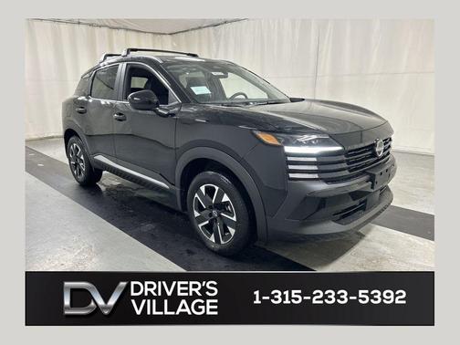 Super Black 2026 Nissan Kicks SV