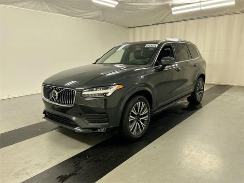 2021 Volvo XC90 T5 Momentum 7 Passenger