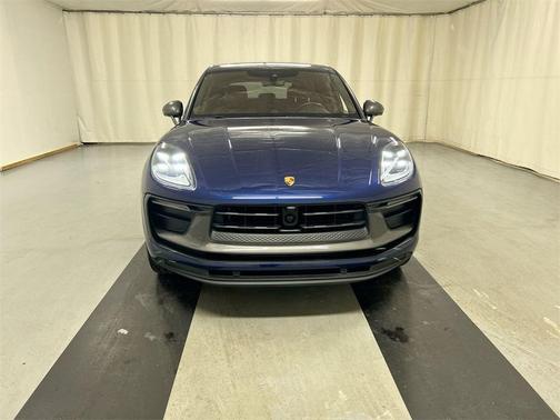 2023 Porsche Macan T