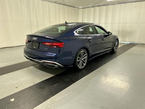2024 Audi A5 Sportback 45 S line quattro Premium