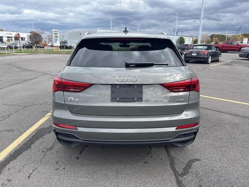 2025 Audi Q3 45 S line Premium