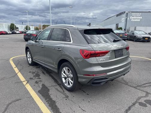 2025 Audi Q3 45 S line Premium