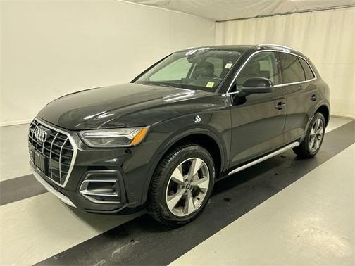 2023 Audi Q5 40 Premium Plus