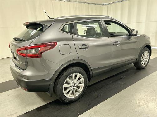 2022 Nissan Rogue Sport SV