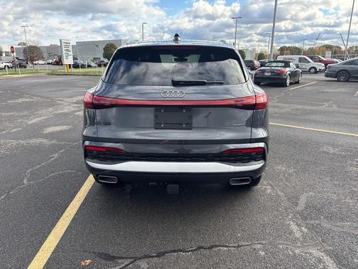 2025 Audi Q5 2.0T quattro Premium