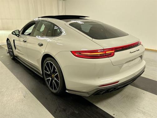 2019 Porsche Panamera Turbo