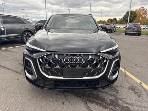 2025 Audi Q5 2.0T Premium