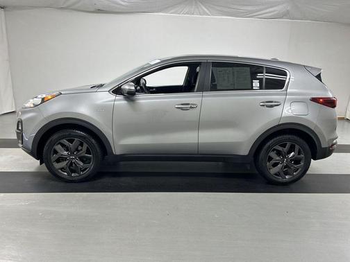 Steel Gray 2022 Kia Sportage LX