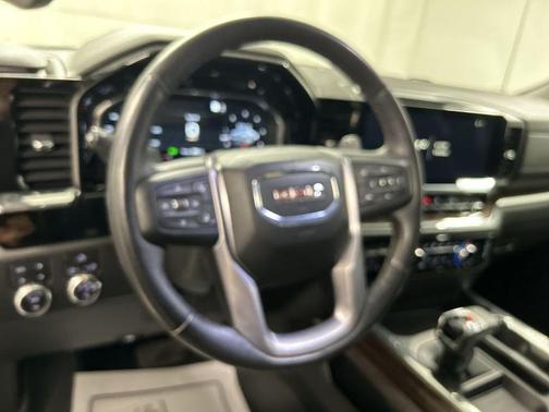 Onyx Black 2023 GMC Sierra 1500 Elevation