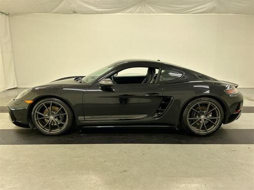 2021 Porsche 718 Cayman T