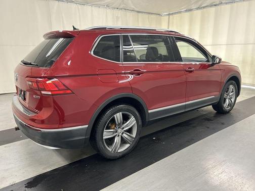 Cardinal Red Metallic 2019 Volkswagen Tiguan 2.0T SEL Premium