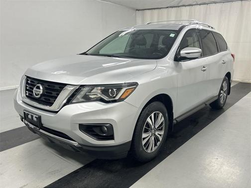 2019 Nissan Pathfinder SV