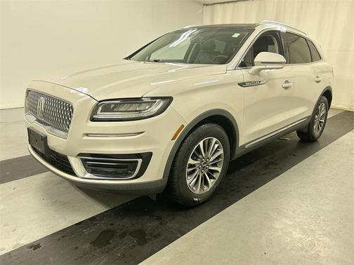 2019 Lincoln Nautilus Select