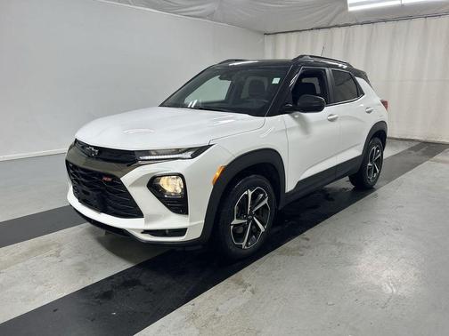 Summit White 2023 Chevrolet Trailblazer RS