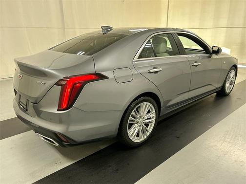 2022 Cadillac CT4 Premium Luxury