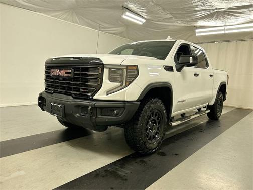 2023 GMC Sierra 1500 AT4X