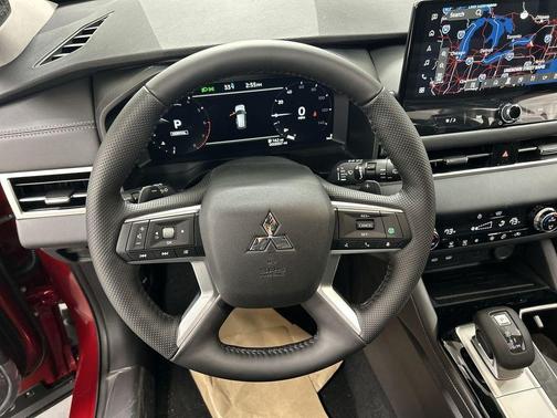 Diamond Red 2026 Mitsubishi Outlander SE