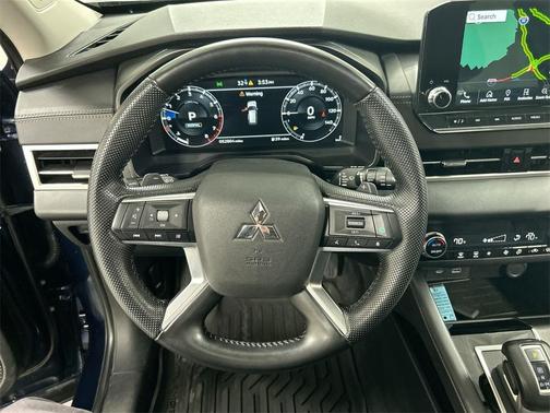 2023 Mitsubishi Outlander SE