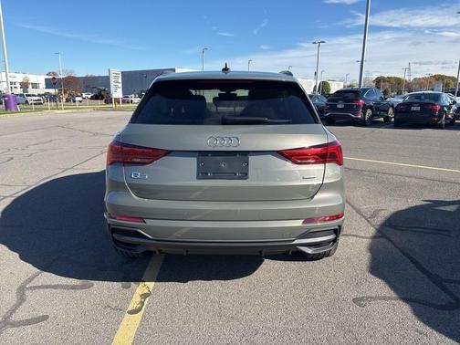 2025 Audi Q3 45 S line Premium