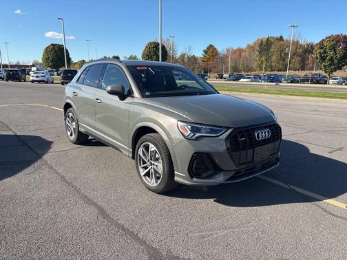 2025 Audi Q3 45 S line Premium