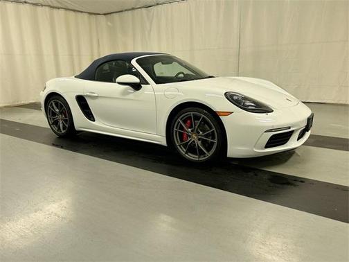 2024 Porsche 718 Boxster S