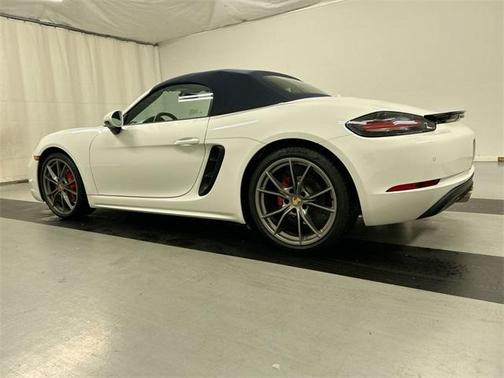 2024 Porsche 718 Boxster S