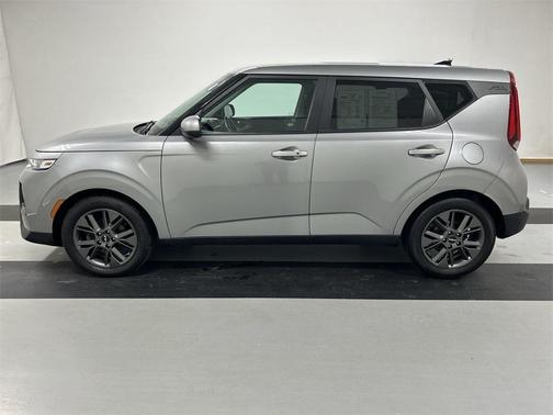 2022 Kia Soul EX
