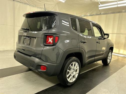 2023 Jeep Renegade Latitude