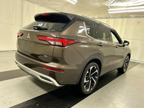 2022 Mitsubishi Outlander SEL