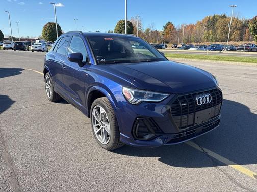 2025 Audi Q3 45 S line Premium