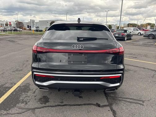 2025 Audi Q5 2.0T Premium