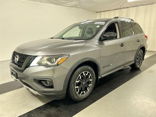 2020 Nissan Pathfinder SV