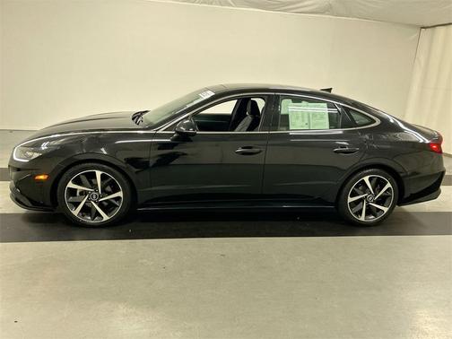 2022 Hyundai SONATA SEL Plus