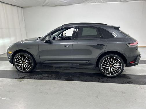 Volcano Grey Metallic 2026 Porsche Macan Base