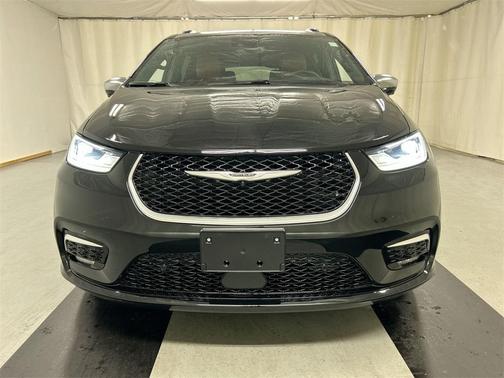 2024 Chrysler Pacifica Pinnacle