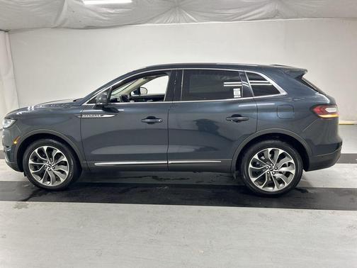Blue Metallic 2023 Lincoln Nautilus Reserve
