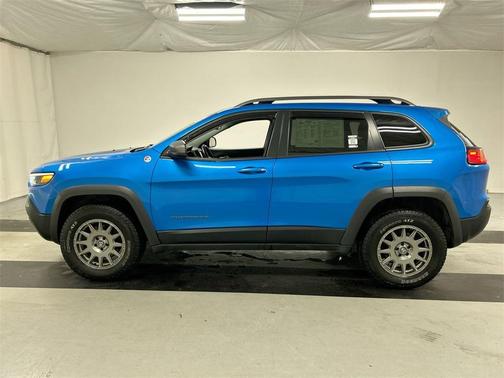 2020 Jeep Cherokee Trailhawk