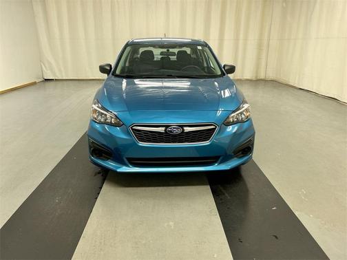 2019 Subaru Impreza 2.0i