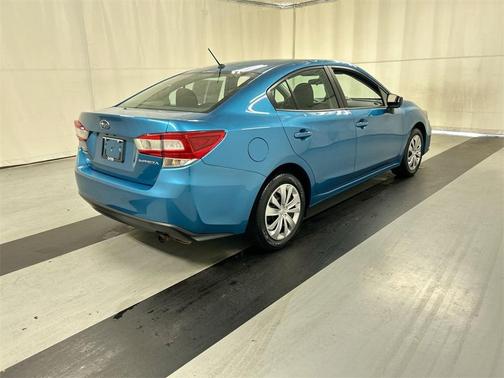 2019 Subaru Impreza 2.0i