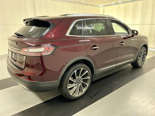 2019 Lincoln Nautilus Reserve