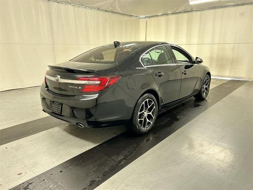 2017 Buick Regal Turbo Sport Touring