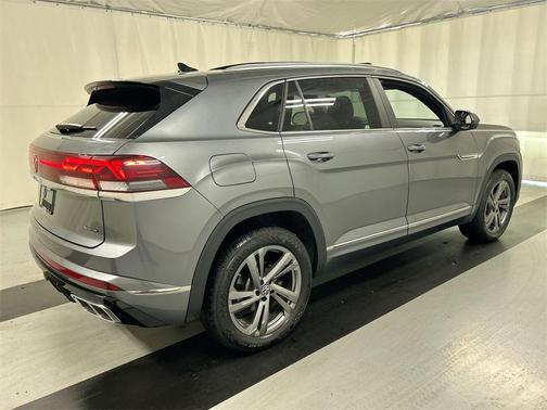 2024 Volkswagen Atlas Cross Sport 2.0T SEL R-Line