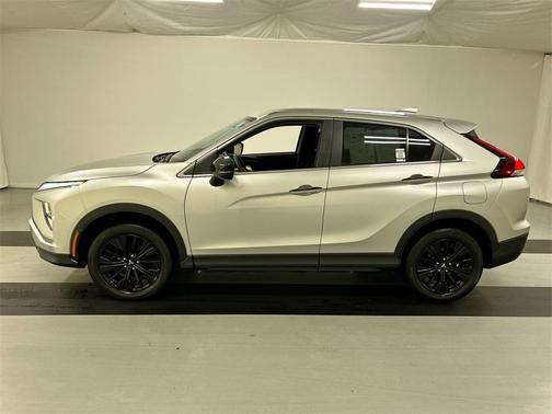 2022 Mitsubishi Eclipse Cross LE